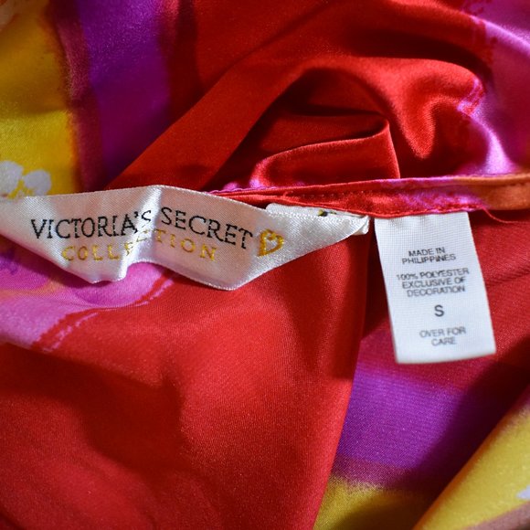 Victorias Secret Medium Satin Babydoll Nightgown - Picture 12 of 12